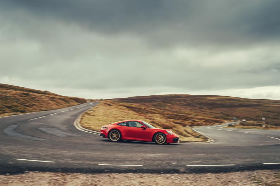  Porsche 911 Carrera S (992) 2019 года  (UK) (фото 20 из 29)